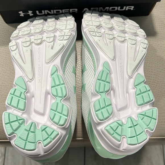 Under Armour Women Charged Gemini - Picture 10 of 10